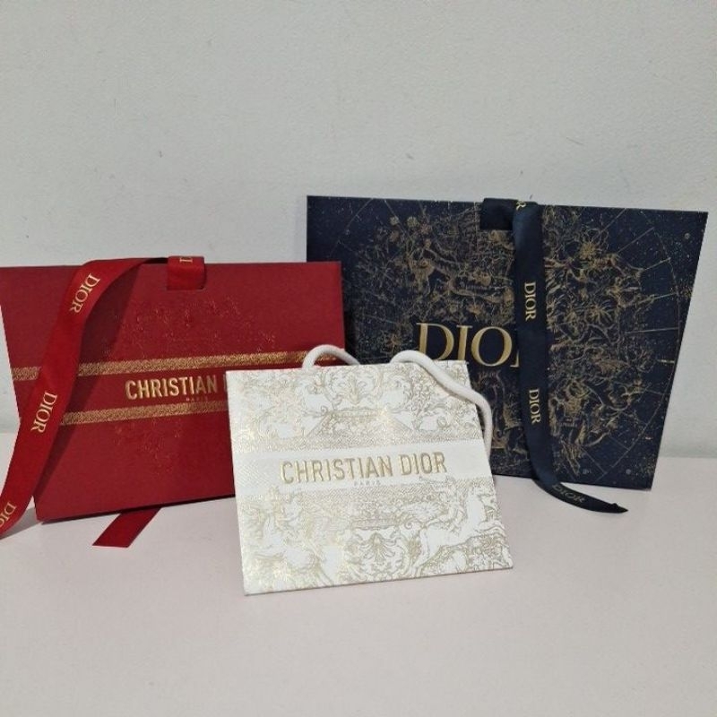 

DIOR AUTHENTIC SEASONAL PAPERBAG / 2023 / 2024