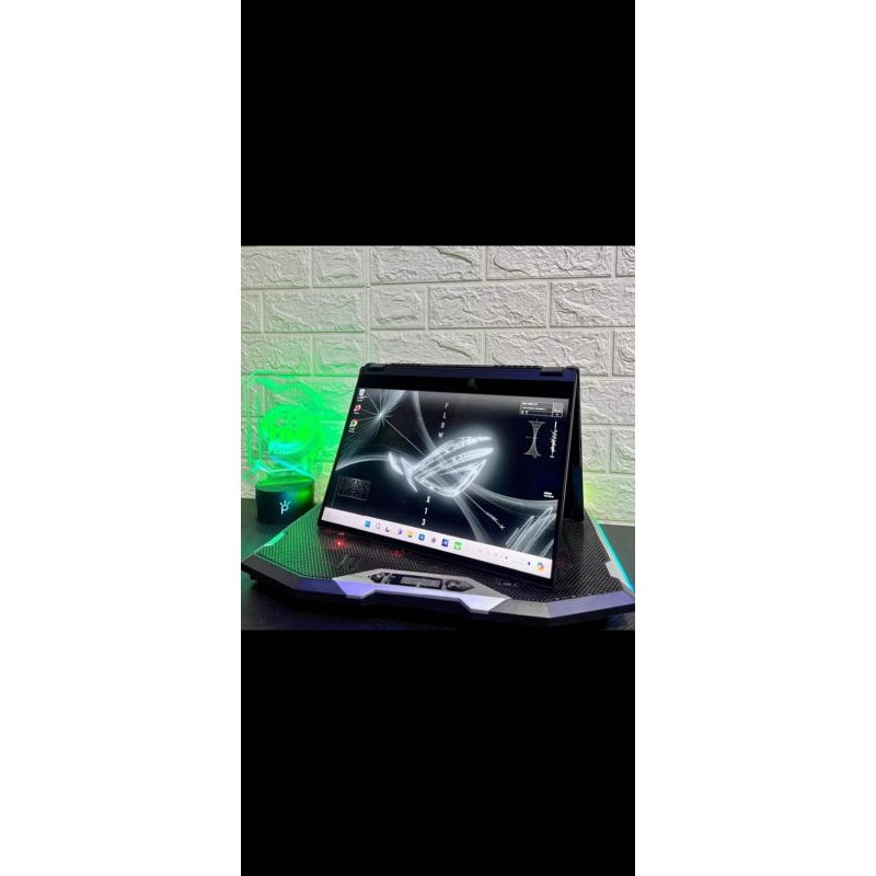 Asus ROG Flow X13 8 / 16 GB LPDDR4X