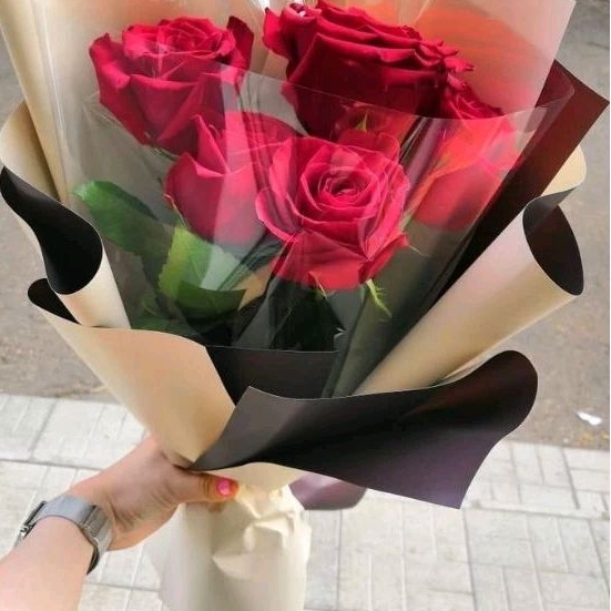 Classic rose bouquet | buket bunga mawar hidup fresh asli, untuk hadiah anniversary, ulangtahun, wis