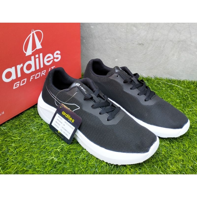Sepatu Sneakers - Sepatu sekolah Wanita ARDILES SYNCRO HITAM PUTIH
