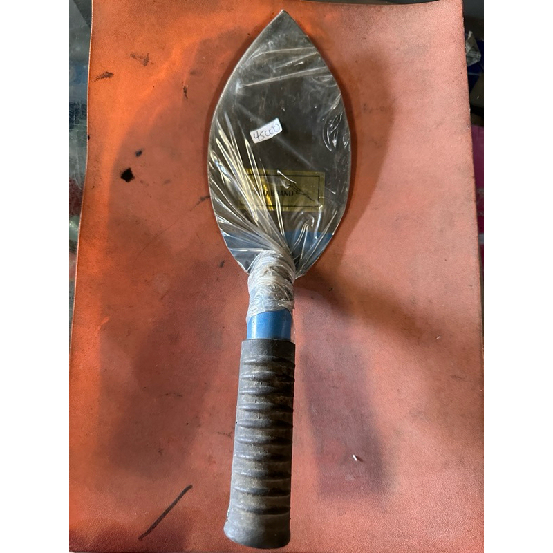 cetok / sendok bangunan