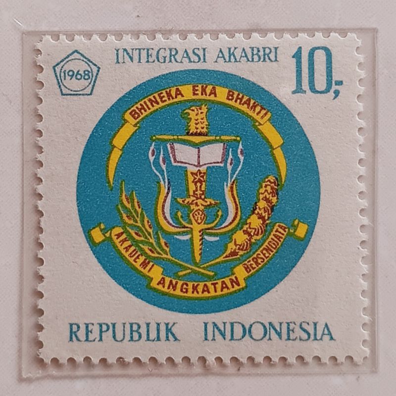 

(AD) Perangko Indonesia 1968 AKABRI Single Set Mint
