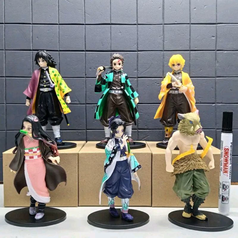 Figure tanjiro zenitsu nezuko hashibira inosuke kanao tsuyuri demon slayer kimetsu no yaiba  tinggi 