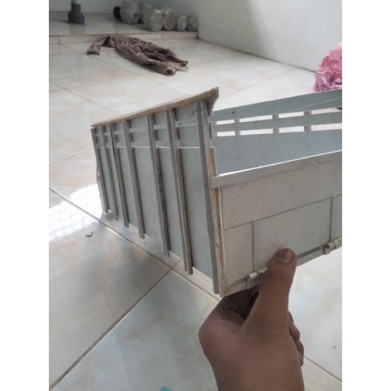 Bak miniatur truk canter/giga skala 14