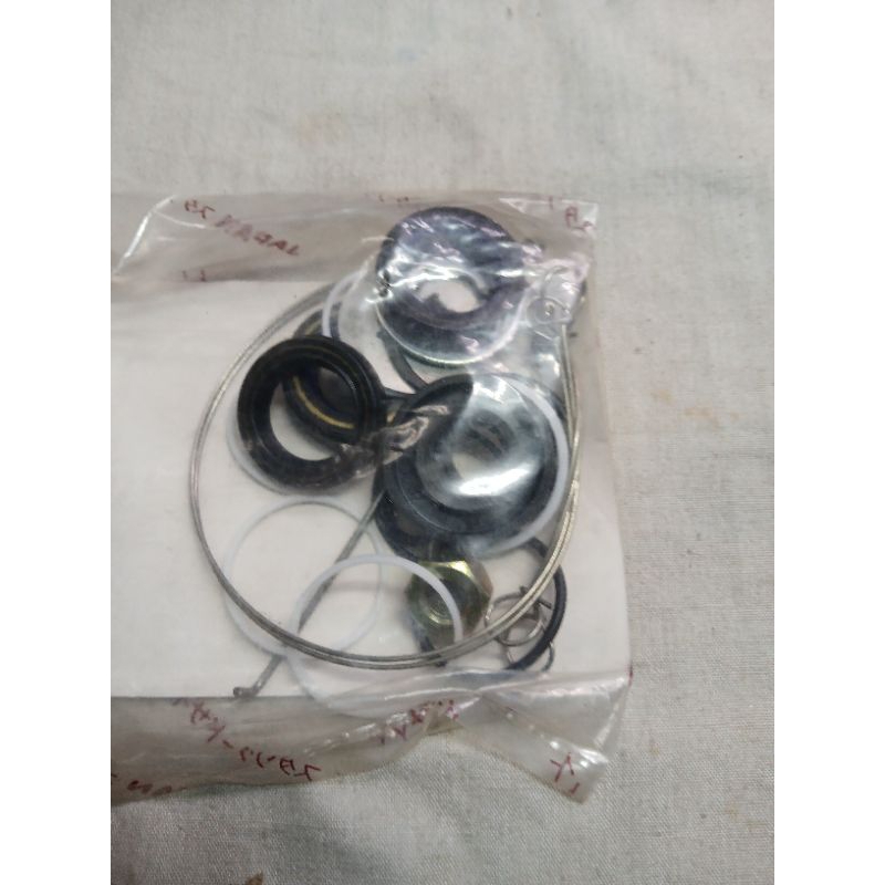 seal.rack stering daihatsu charade winner classy