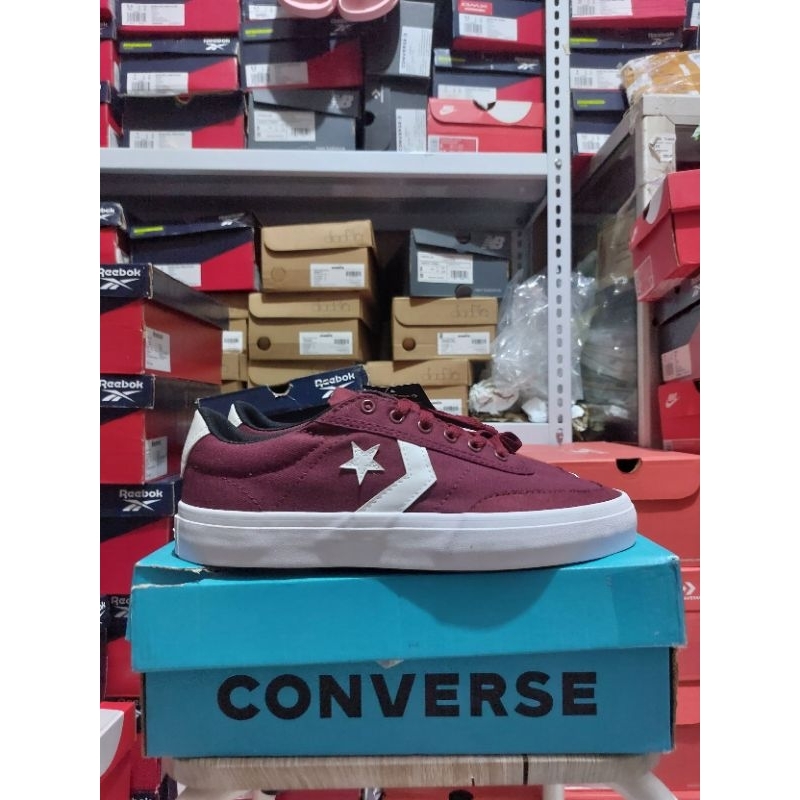 Converse Courtland Ox Maroon