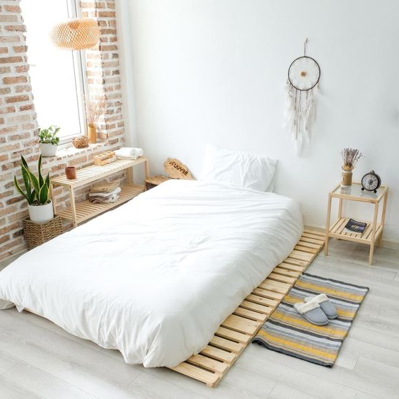 Dipan Palet Alas Tempat Tidur Kayu Lesehan Minimalis