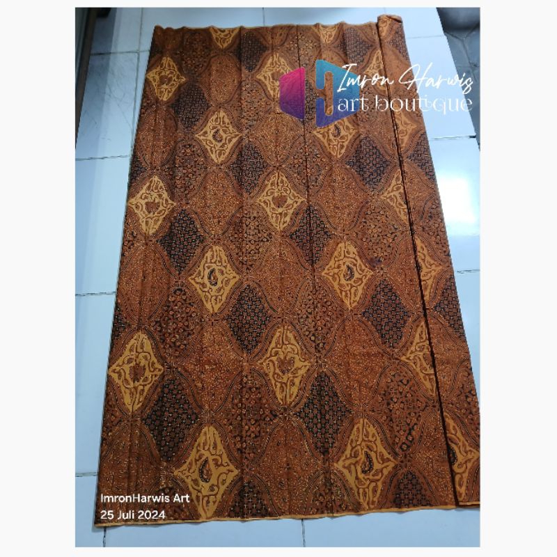 Kain jarik batik solo (sinjang  batik kombinasi tulis) motif Sidodrajad