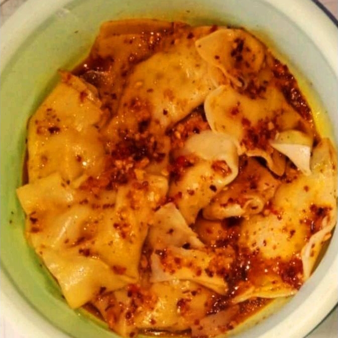 

3 PAKET PANGSIT CHILI OIL