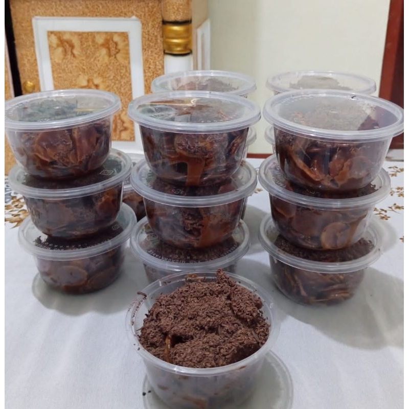 

Keripik pisang limer topping coklat box bulat 300ml