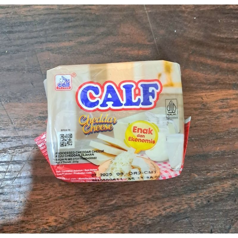 

Keju Calf Cheddar Cheese 200gr