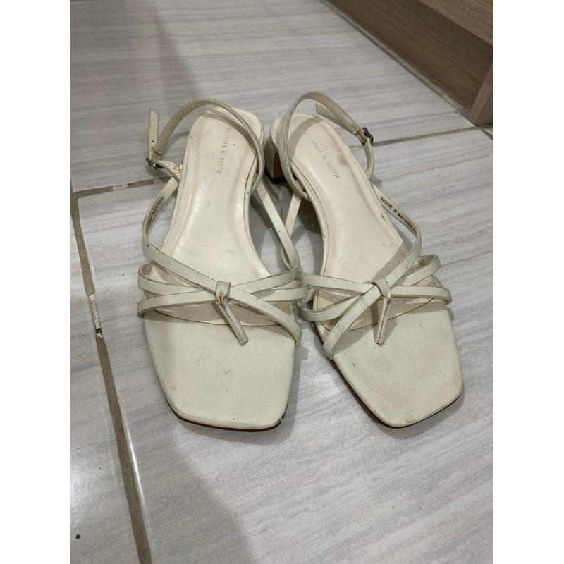 Sandal Charles and Keith Original Bekas