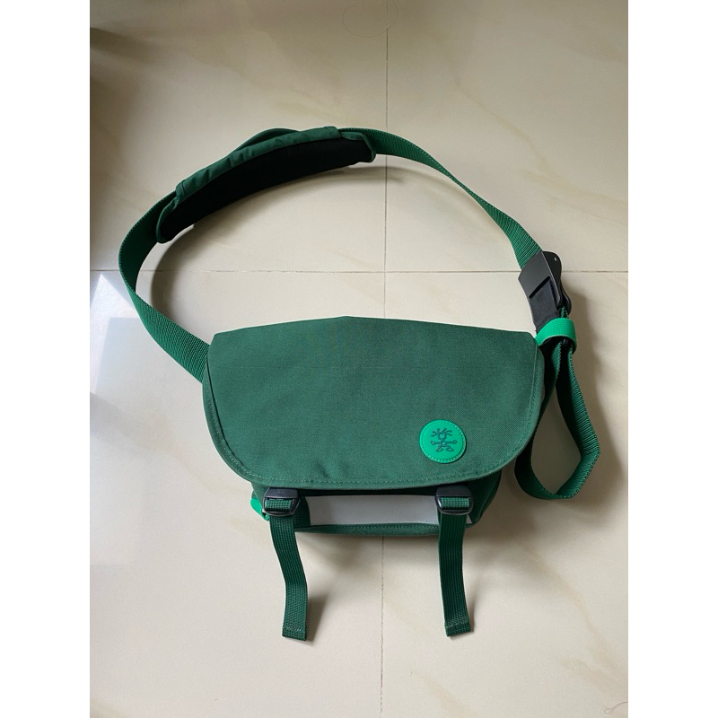 Tas selempang Crumpler - Comfort Zone Small