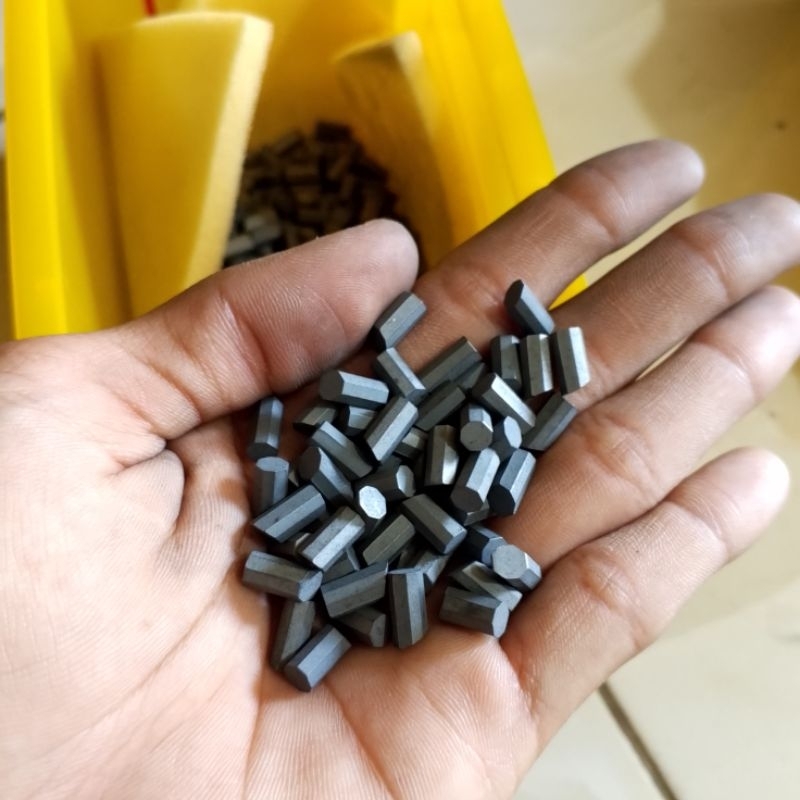 WIDIA T105 YG6 Widia betel bubut 5x10 pahat WIDIA BETEL BUBUT 5 X 10 YG6 Pahat bubut 5 × 10