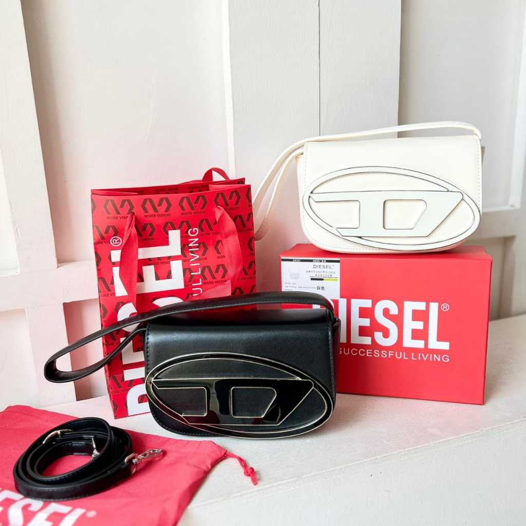 TAS BAHU WANITA DIESEL B 4142 BLACK PREMIUM