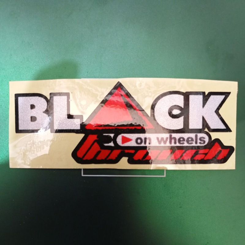 

stiker gambar tulisan black on wheels pendek