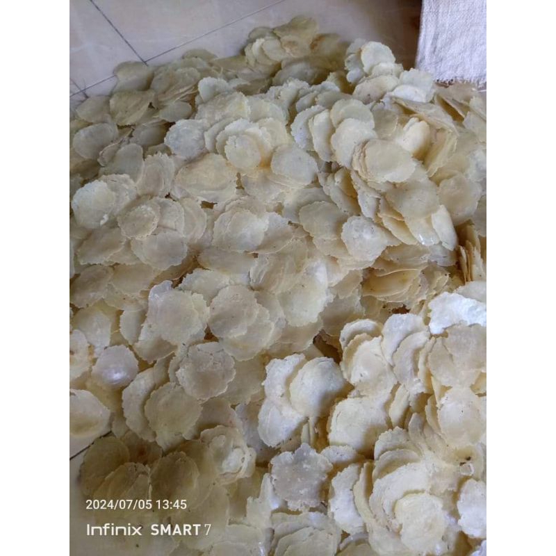 

Emping Melinjo mentah 1 kg