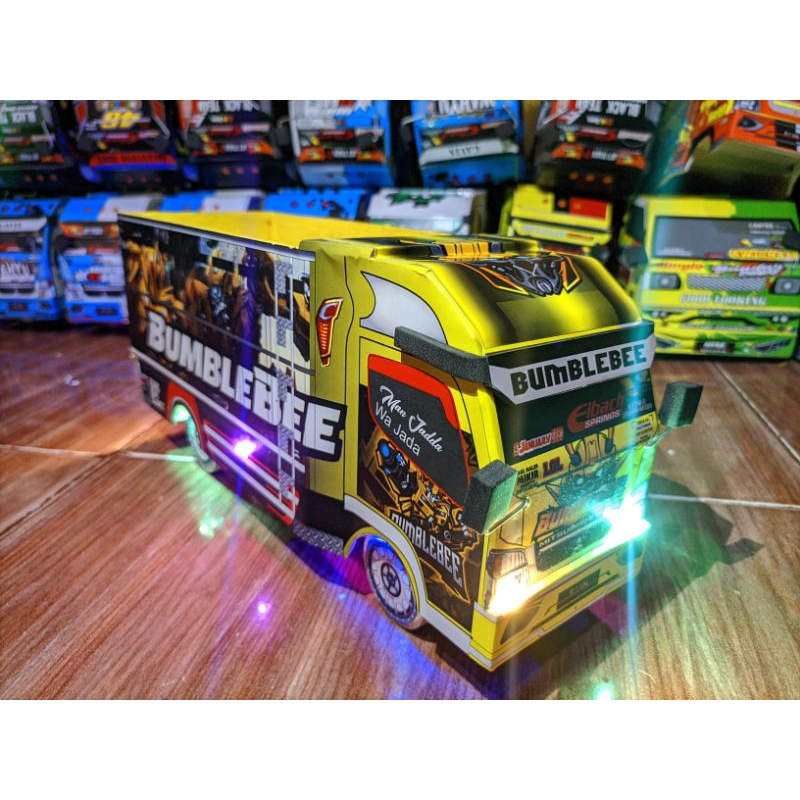 mainan anak/miniatur truk/truk oleng/miniatur truk oleng termurah/miniatur truk variasi lampu/Bumble