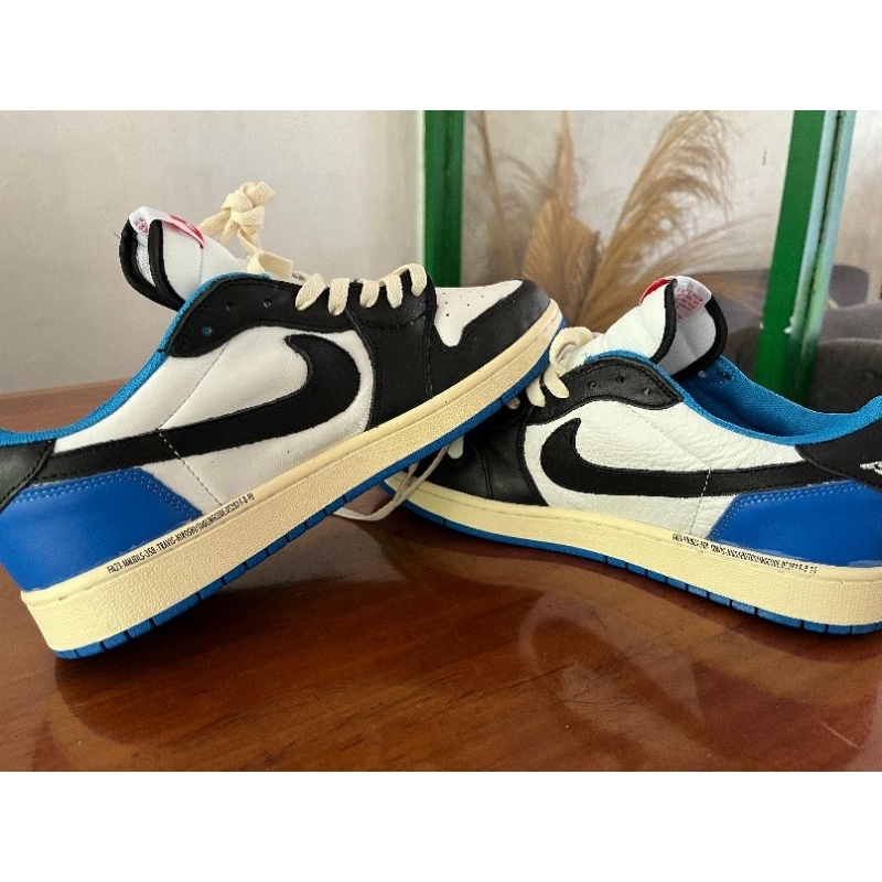 AJ Low 1 Fragment Design Travis Scott