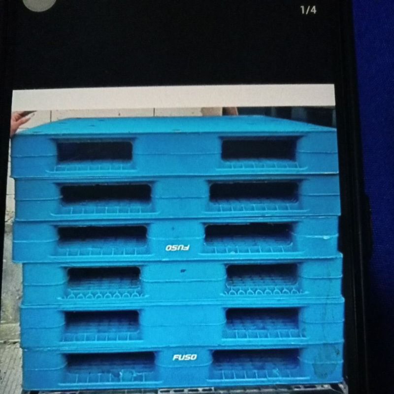 

palet palastik bekas seperti baru uk 110x110x15