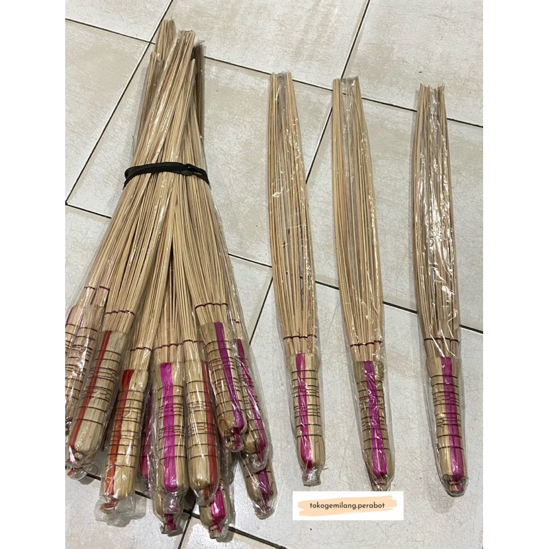 Sapu Lidi Kasur / Sapu Penebah Kasur / Sapu Pembersih Kasur