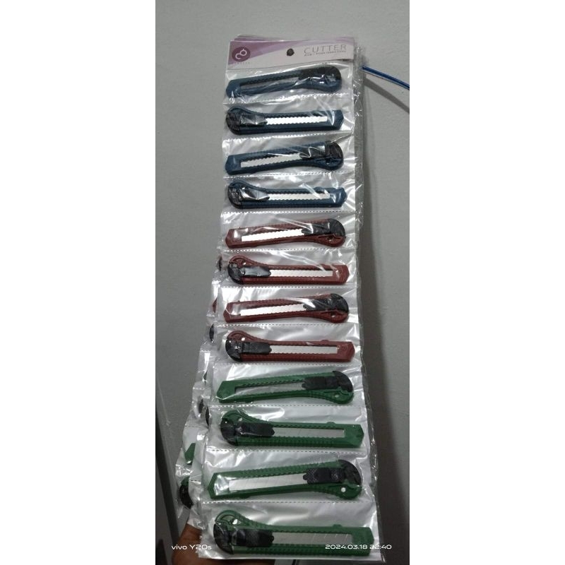 

PISAU CUTTER SERENTENG/SELUSIN/12PCS
