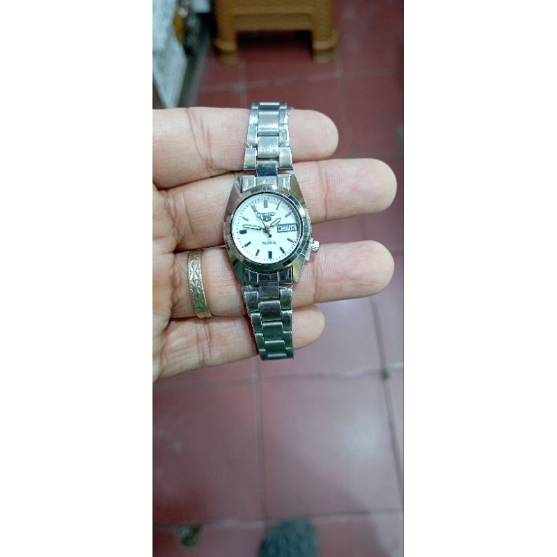 jam tanhan wanita quartz seiko stenlis steel water resist