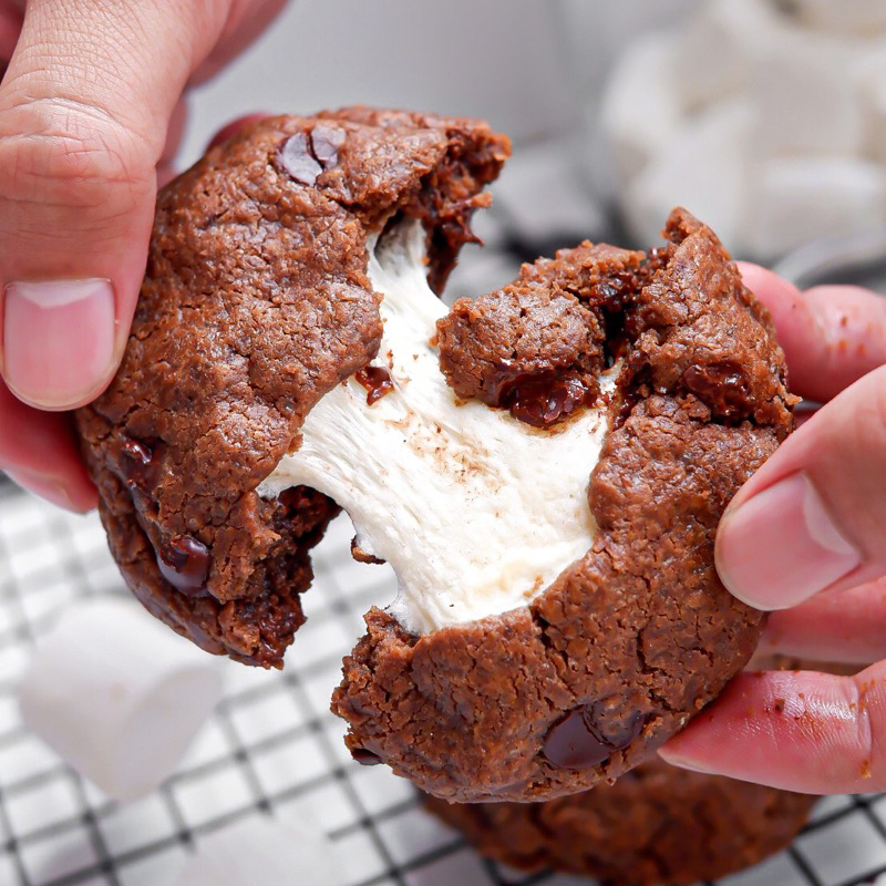 

Smore’s Chocolate Cookie