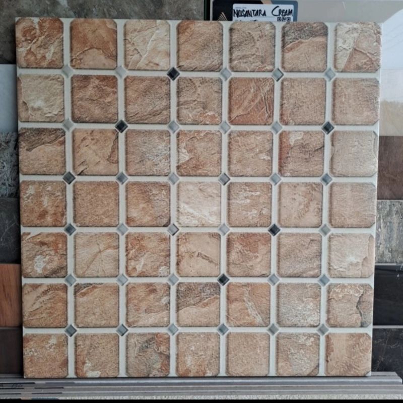 Keramik Lantai 50x50 carport garasi Armenia beige