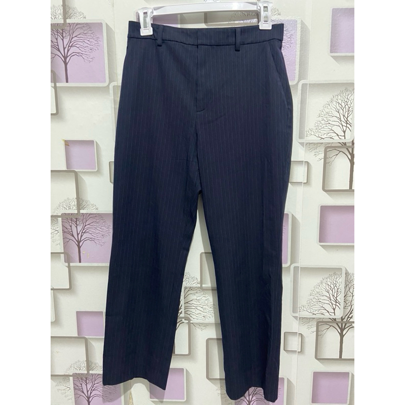 Preloved Angkle Pants Uniqlo biru dongker garis putih