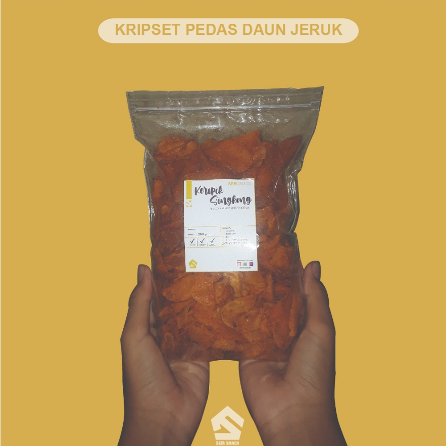 

Keripik Singkong Pedas Daun Jeruk/Kripset 250gr