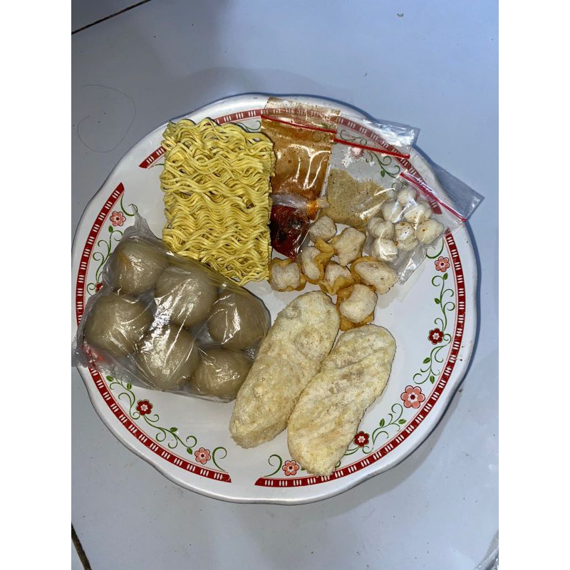 

Bakso aci isi ayam suwir