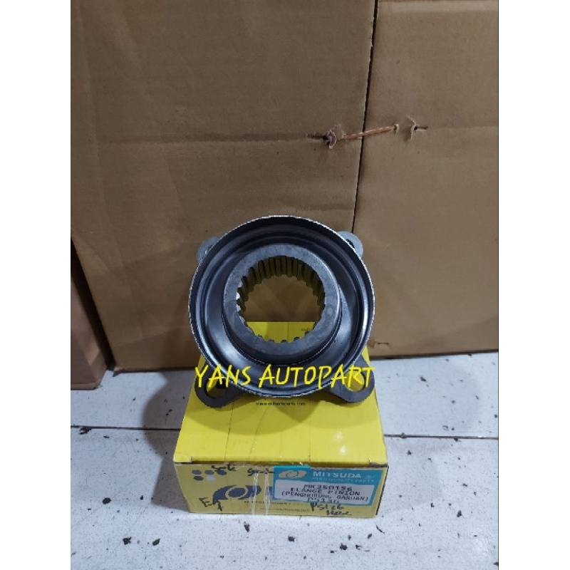 FLANGE PINION / SHOCK TAPAK GARDAN CANTER 136 HDX