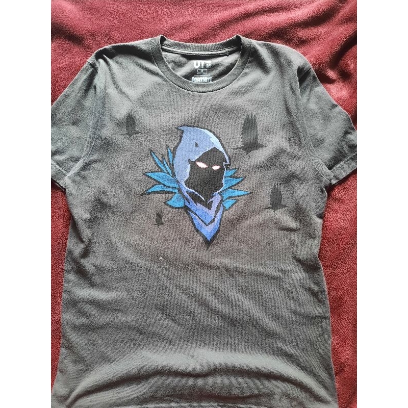 T Shirt Kaos Uniqlo UT Fortnite