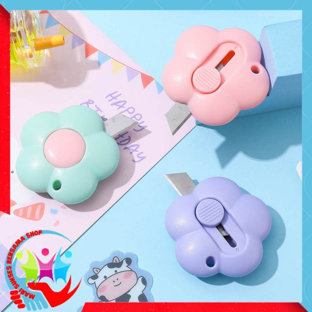 

MSBS Cutter Mini Portable Bentuk Bunga Pemotong Kertas Cutter Lucu Bentuk Flower Warna Pastel Untuk Unboxing Paket