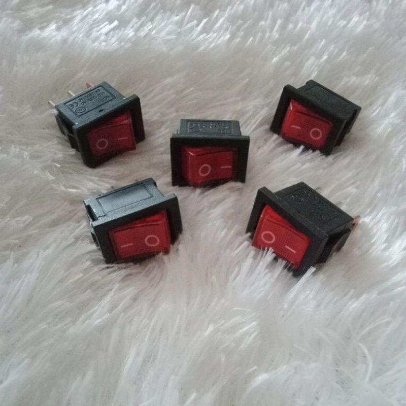 saklar on off kecil 2 pin + lampu