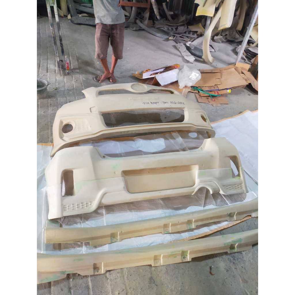 Bumper belakang yaris Trd + samping depan add on