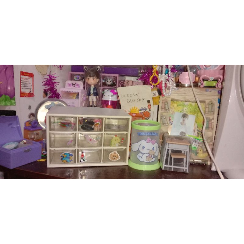 

Take all Laci & Tempat pensil Morrol ( Baca Deskripsi )