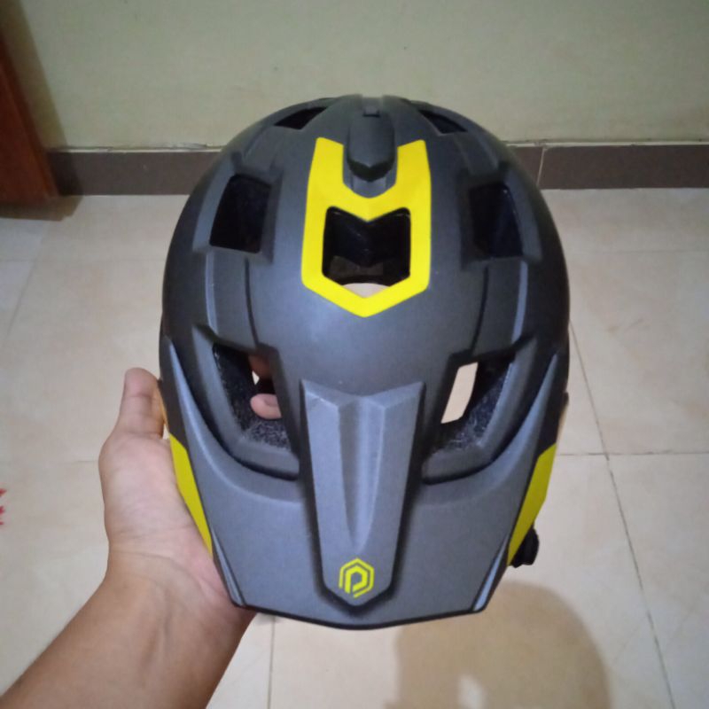 Helm Polygon Ramp