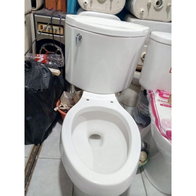 CLOSET DUDUK KOHLER ANTIK