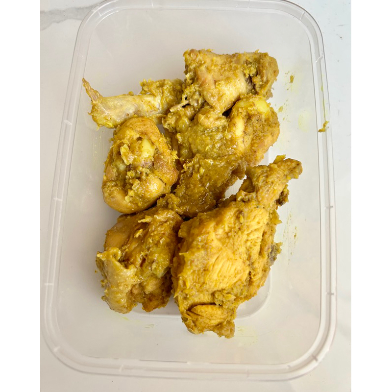 

AYAM UNGKEP / AYAM SIAP GORENG