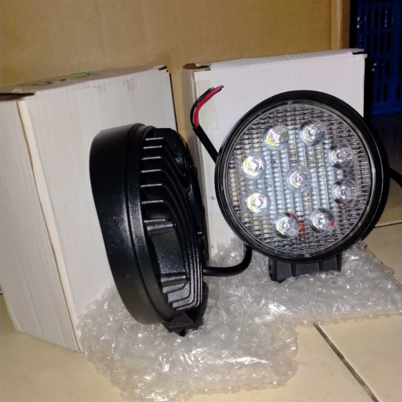 Lampu Sorot Truk 9 LED Bulat