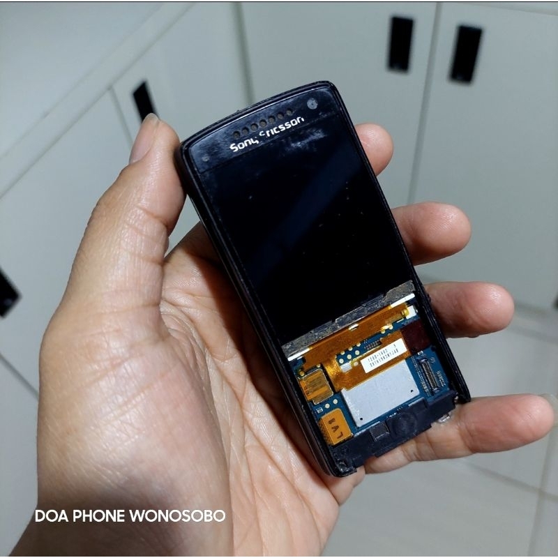 SONY ERICSSON K850i BAHAN 02
