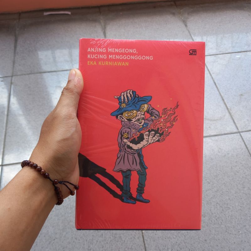 Anjing Mengeong, Kucing Menggonggong Eka Kurniawan