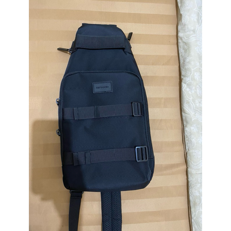 tas slempang samsonite