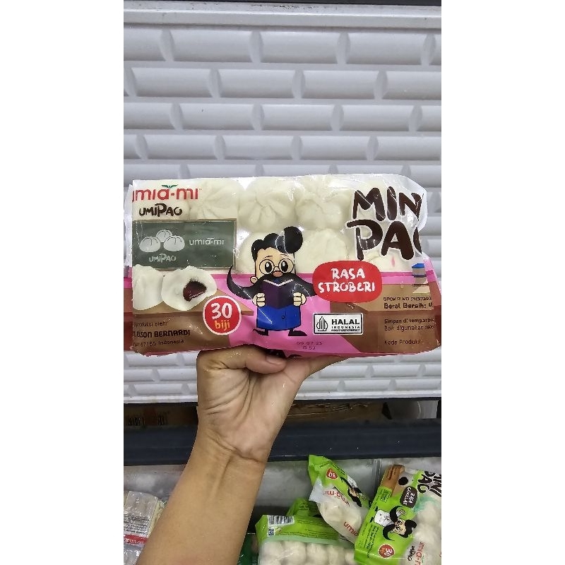 

Umiami minipao Coklat dan stroberi