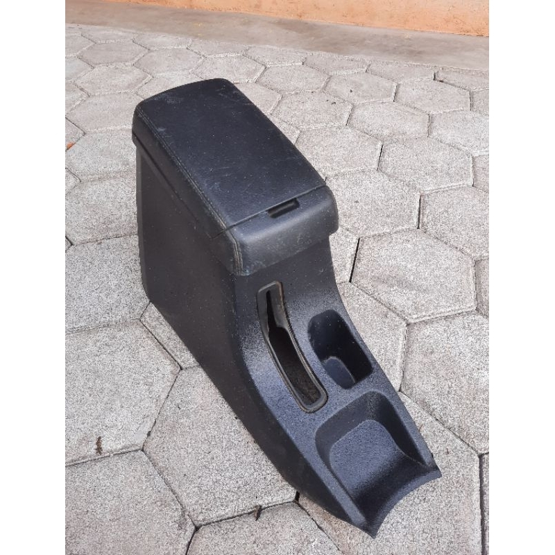 Konsol box terios 2018 keatas Bekas Copotan Original