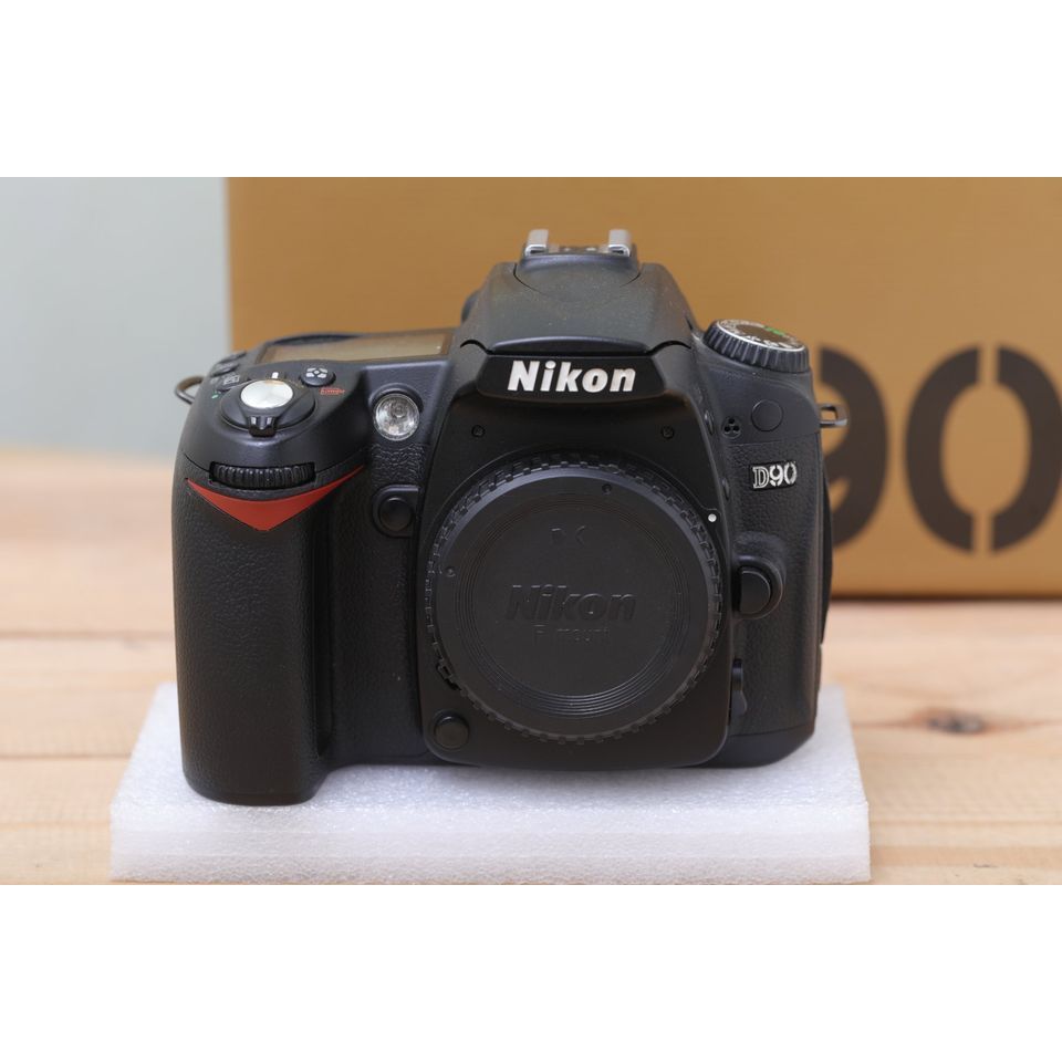 Nikon D90 Body Only