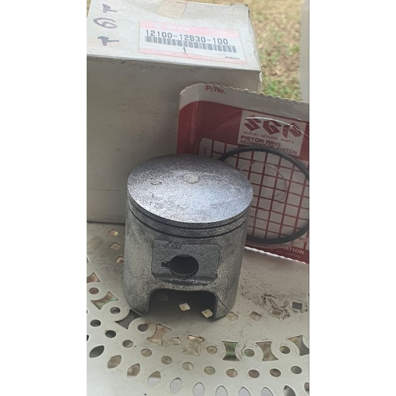 piston + Ring Suzuki RGR OS 100