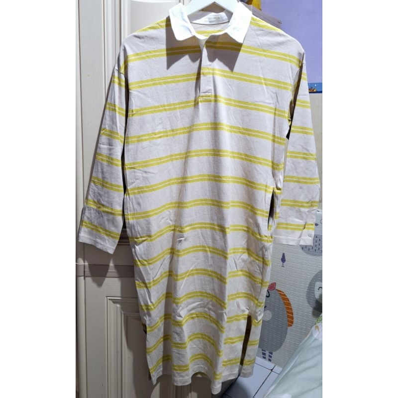 Atasan/Tunik Cantik by GU motif krem garis2 kuning kantong kiri kanan sz M